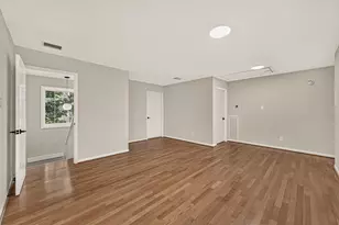 2103 Shadybriar Dr, Houston, TX 77077 - Photo 32