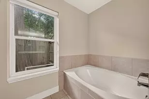 2103 Shadybriar Dr, Houston, TX 77077 - Photo 26