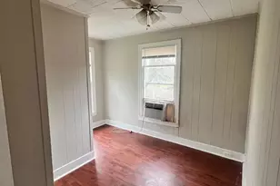 312 S Pumphrey, Edna, TX 77957 - Photo 6