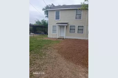 312 S Pumphrey, Edna, TX 77957 - Photo 2