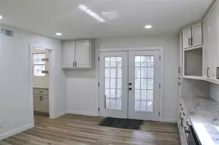 410 Belvedere Dr, Beaumont, TX 77706 - Photo 12