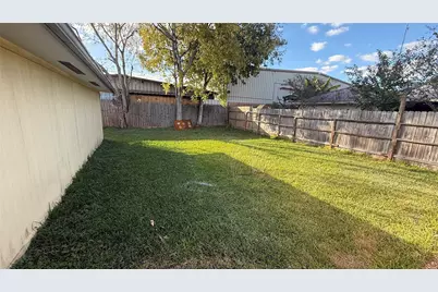 7706 Winter Glen Lane, Houston, TX 77072 - Photo 30