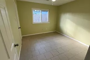 7706 Winter Glen Ln, Houston, TX 77072 - Photo 12