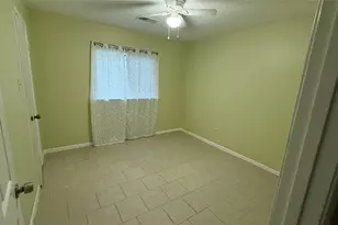 7706 Winter Glen Ln, Houston, TX 77072 - Photo 10