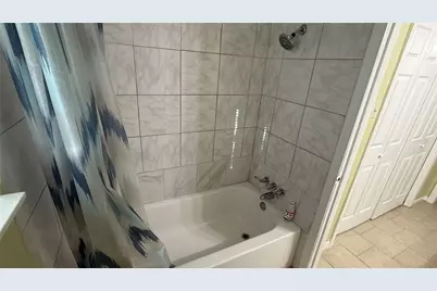 7706 Winter Glen Lane, Houston, TX 77072 - Photo 26