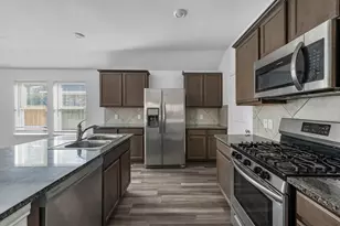 15918 Tug Ct, Crosby, TX 77532 - Photo 6