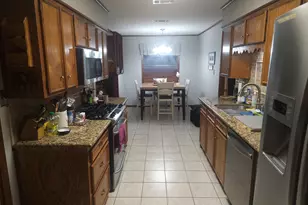 904 S 22nd St, Nederland, TX 77627 - Photo 4
