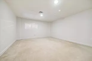 914 Main St, Houston, TX 77002 - Photo 16