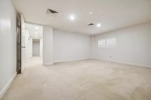 914 Main St, Houston, TX 77002 - Photo 18