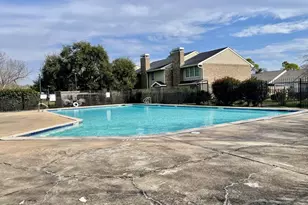 8323 Wednesbury Ln, Houston, TX 77074 - Photo 28