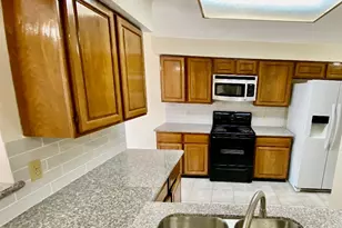 8323 Wednesbury Ln, Houston, TX 77074 - Photo 8