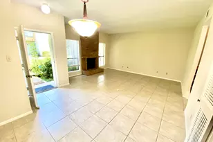 8323 Wednesbury Ln, Houston, TX 77074 - Photo 2