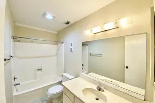 8323 Wednesbury Ln, Houston, TX 77074 - Photo 20