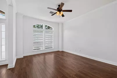 411 Bridge Crest Boulevard, Houston, TX 77082 - Photo 8
