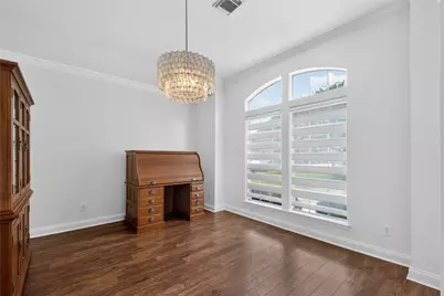411 Bridge Crest Boulevard, Houston, TX 77082 - Photo 10