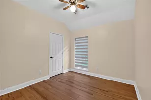 411 Bridge Crest Blvd, Houston, TX 77082 - Photo 26