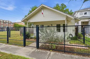 2012 Shearn St, Houston, TX 77007 - Photo 4