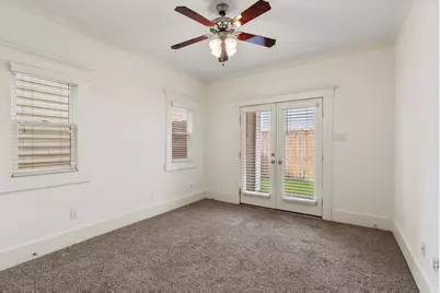 1042 W 25th Street #B, Houston, TX 77008 - Photo 24