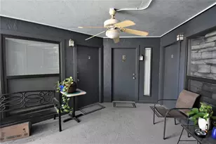 909 FM 517 Rd E, Dickinson, TX 77539 - Photo 2