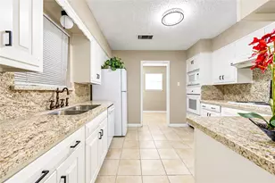361 Champions Colony III, Houston, TX 77069 - Photo 6
