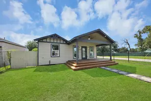 1102 Gazin St, Houston, TX 77020 - Photo 38