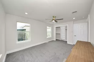 1102 Gazin St, Houston, TX 77020 - Photo 24