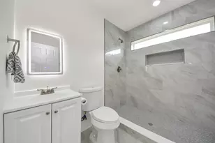 1102 Gazin St, Houston, TX 77020 - Photo 26
