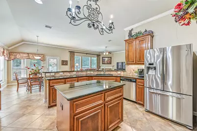 2427 Pioneer Oaks Drive, Fresno, TX 77545 - Photo 4