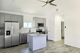 16979 W Juneau, Montgomery, TX 77316 - Photo 2