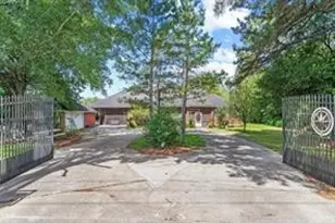21719 Mueschke Rd, Tomball, TX 77377 - Photo 2