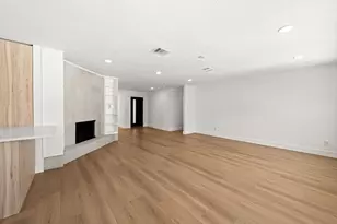 7631 Westwind Ln, Houston, TX 77071 - Photo 12