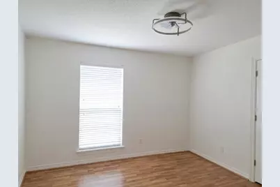 2413 Dorrington Street, Houston, TX 77030 - Photo 18