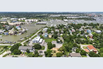 715 Clear Lake Road, Clear Lake Shores, TX 77565 - Photo 12