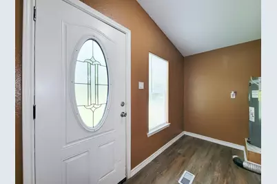 20284 Forest Woods Lane, Montgomery, TX 77356 - Photo 2