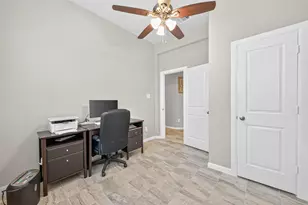135 Winged Elm Ct, Willis, TX 77318 - Photo 16