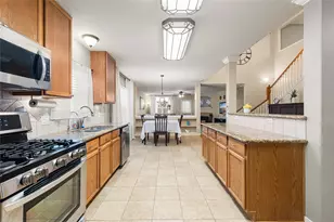 10230 E Summit Canyon Dr, Houston, TX 77095 - Photo 12