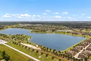 10230 E Summit Canyon Dr, Houston, TX 77095 - Photo 44