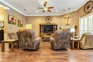 15302 Devin Ln, Crosby, TX 77532 - Photo 10