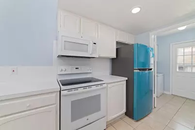 17 April Point Drive N, Conroe, TX 77356 - Photo 14