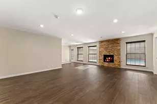 219 Big Hollow Ln, Houston, TX 77042 - Photo 6