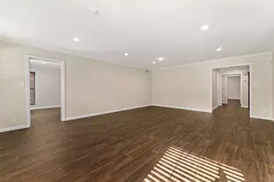 219 Big Hollow Ln, Houston, TX 77042 - Photo 8