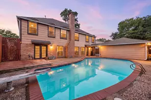 219 Big Hollow Ln, Houston, TX 77042 - Photo 2