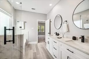 765 Enterprise St, Houston, TX 77088 - Photo 12
