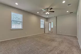 14114 Silver Falls Ct, Conroe, TX 77384 - Photo 20