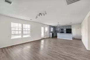 18102 Clayton Bluff Ln, Cypress, TX 77433 - Photo 10