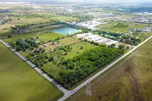 17020 Kickapoo Rd, Waller, TX 77484 - Photo 2