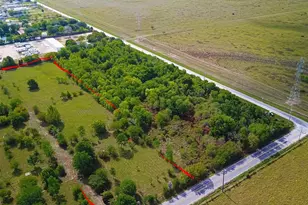 17020 Kickapoo Rd, Waller, TX 77484 - Photo 1