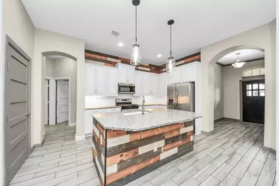 211 Pleasant Hill Way, Conroe, TX 77304 - Photo 10