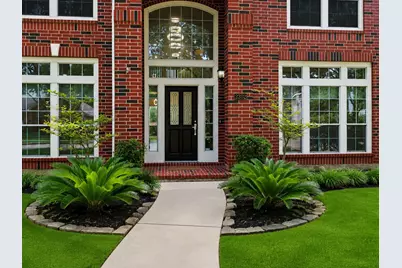 2302 Upland Park Drive, Sugar Land, TX 77479 - Photo 2