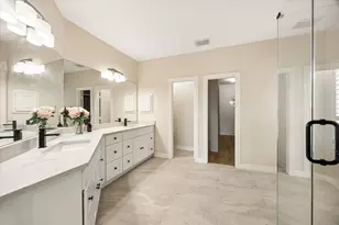 2302 Upland Park Dr, Sugar Land, TX 77479 - Photo 14